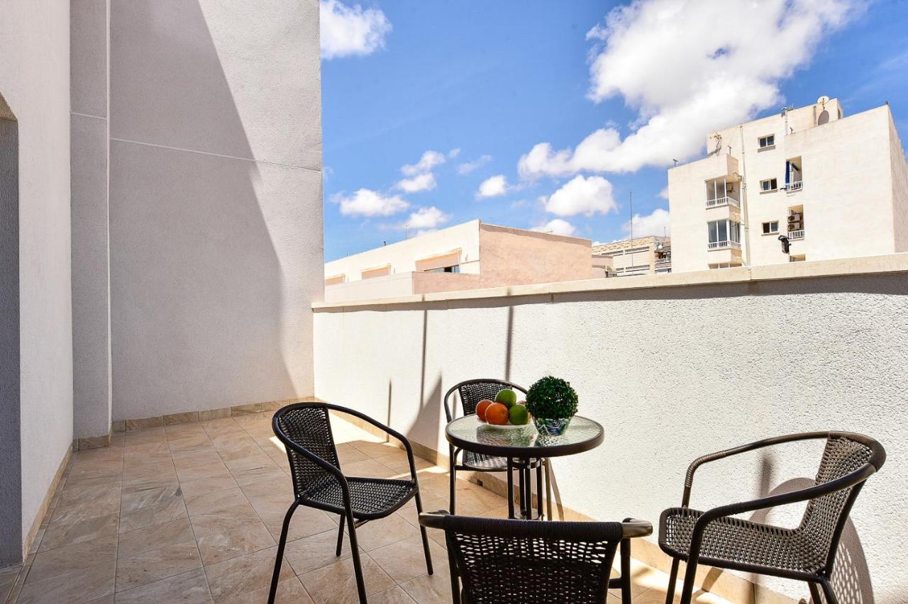 Apartments Cura Beach Torrevieja Dış mekan fotoğraf